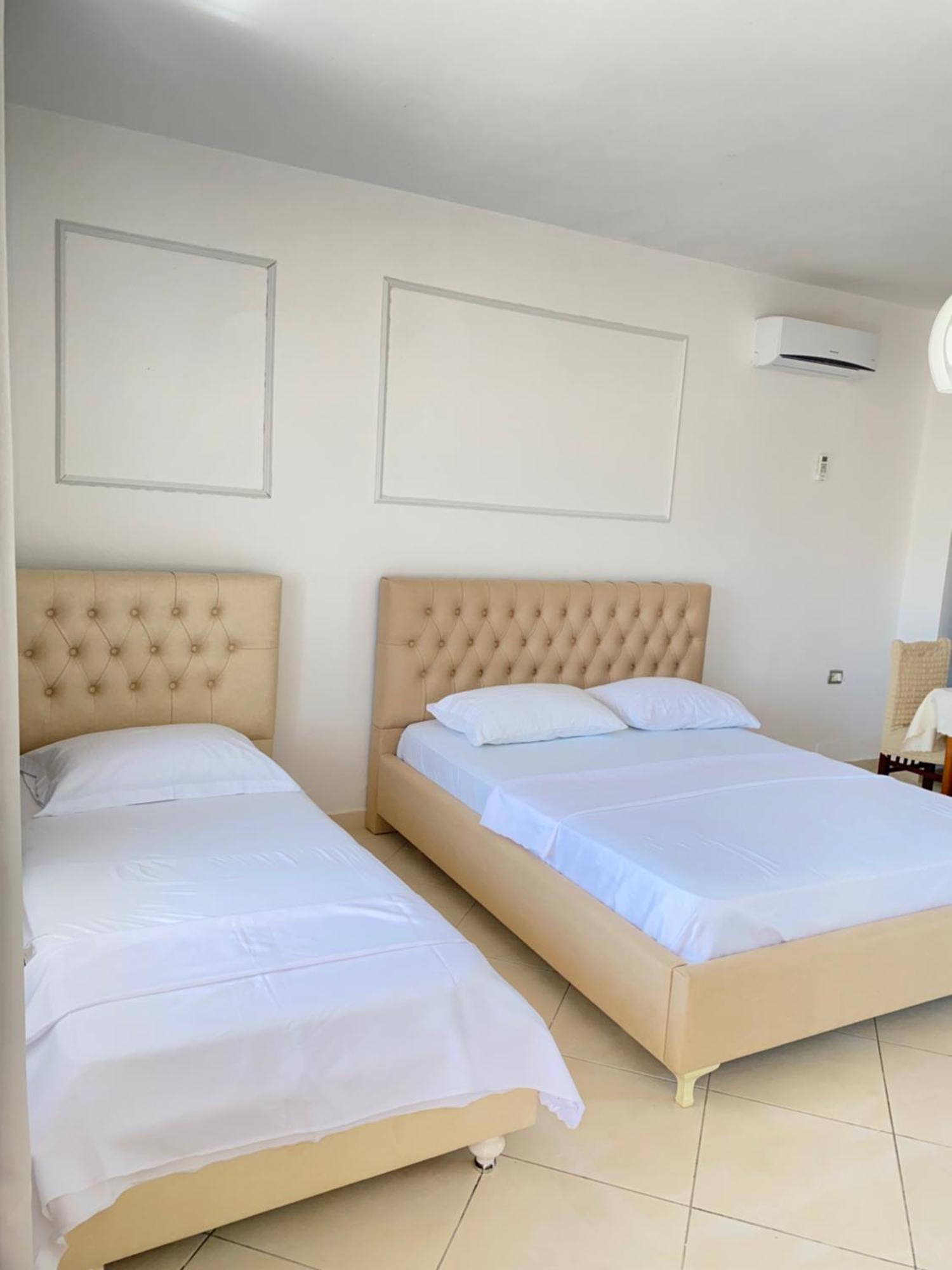 Apartament Radhime Vlorë Exterior foto